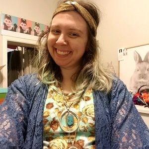 Meet your Posher, Haley